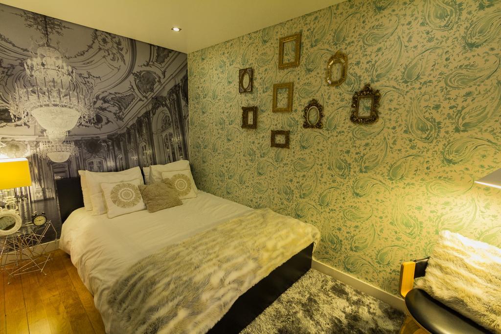 Lisbon4real: Deluxe 1br In Principe Real Apartment